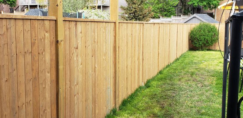 Privacy Fence Construction in Pearland, TX